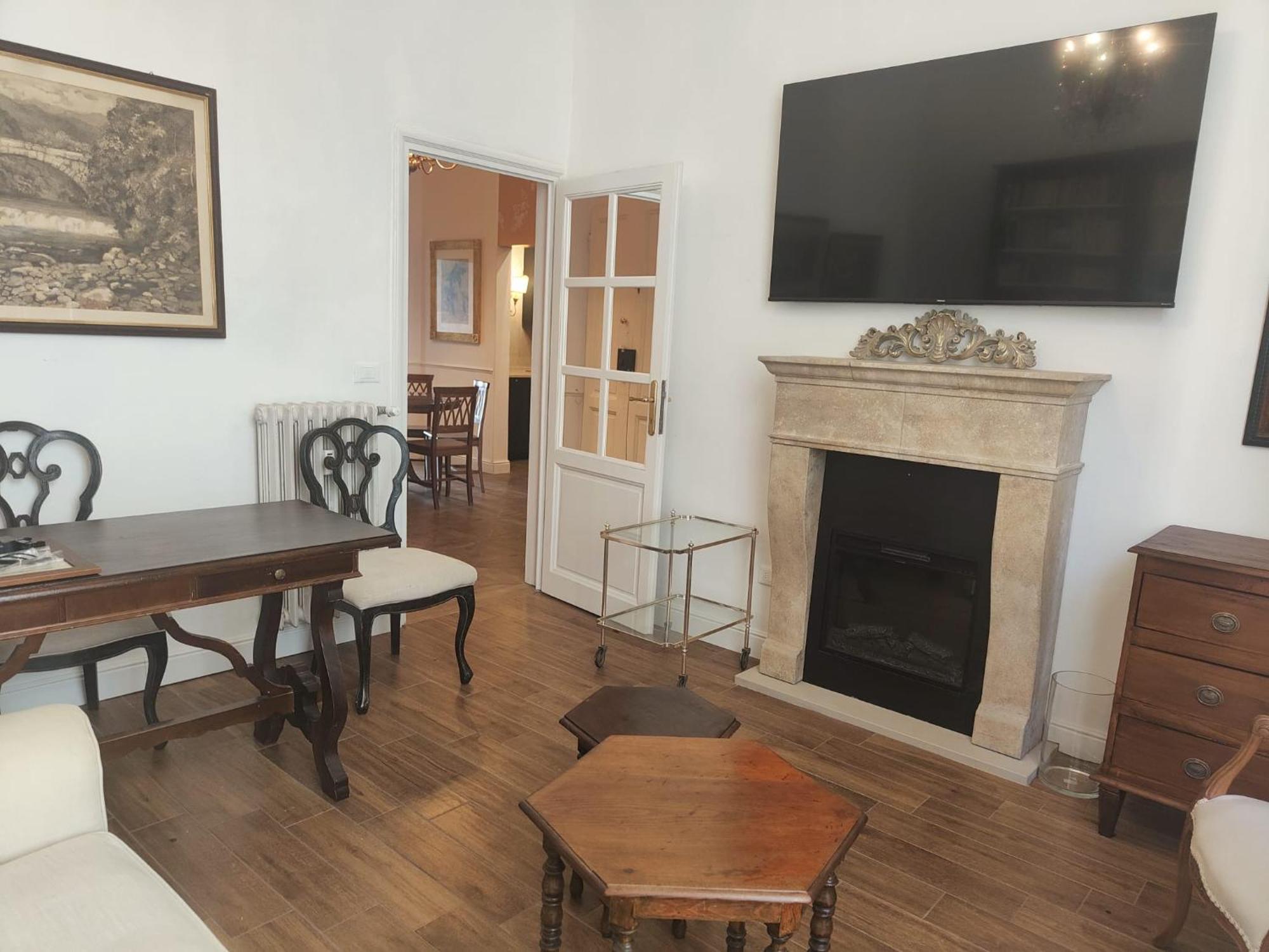 Santa Caterina Palace In Florence-3 Bedroom * Florença