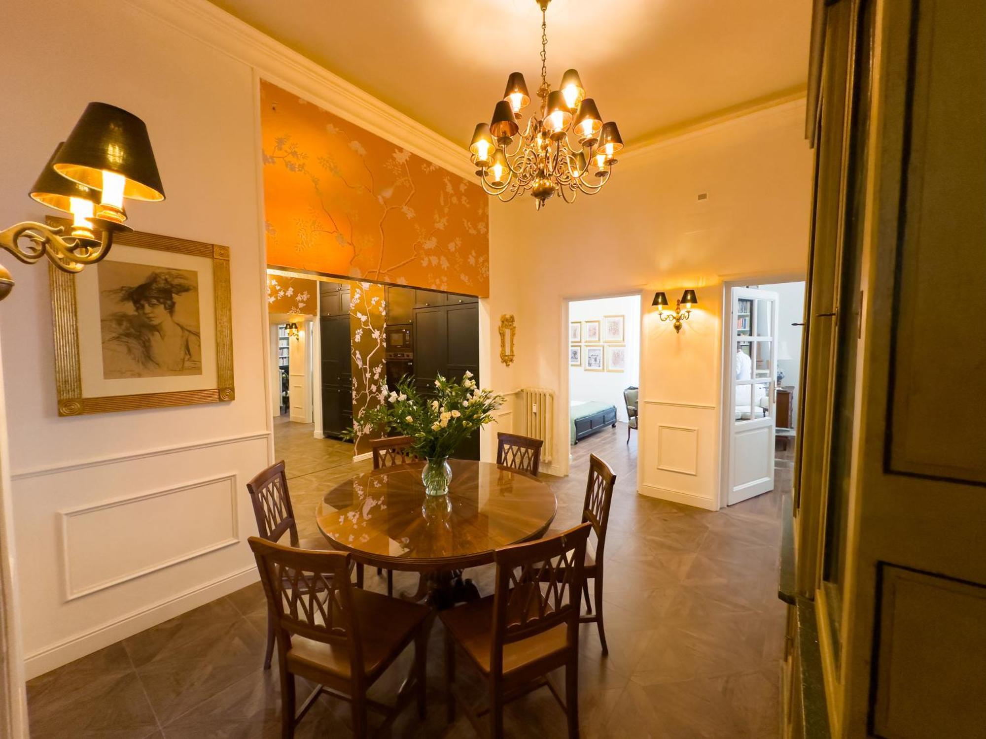 Santa Caterina Palace In Florence-3 Bedroom Florença